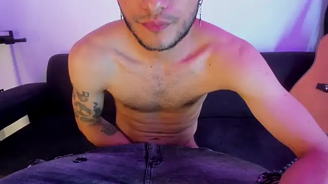 Henrikk senn online show from November 2025 02:19:01 PM