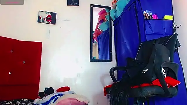 Snapshot of nicol_gill_ chatting on February 2025 11:21:02 AM nicol gill online show from February 2025 11:21:02 AM