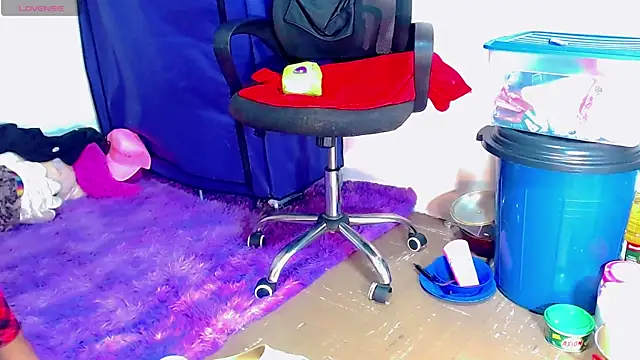 Snapshot of nicol_gill_ chatting on February 2025 05:29:01 PM nicol gill online show from February 2025 05:29:01 PM