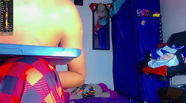 Snapshot of nicol_gill_ chatting on February 2025 11:28:02 AM nicol gill online show from February 2025 11:28:02 AM