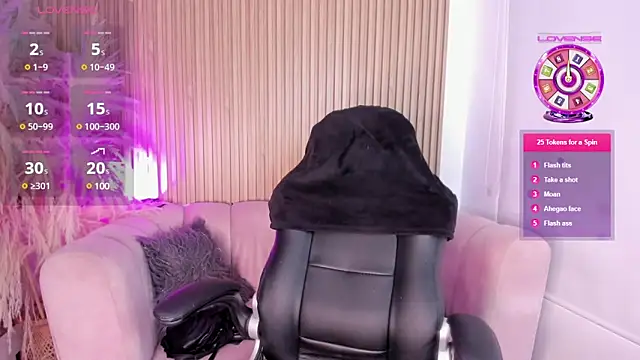 sophie ws online show from December 2024 09:08:02 PM