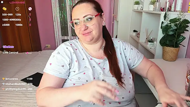 Snapshot of lovely_adelle chatting on March 2025 12:23:02 PM lovely adelle online show from March 2025 12:23:02 PM