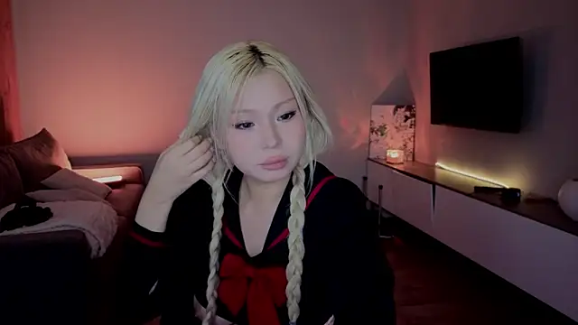 RileyMee online show from April 2026 03:17:01 AM