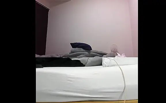 whitebriefboy online show from February 2026 12:45:02 PM