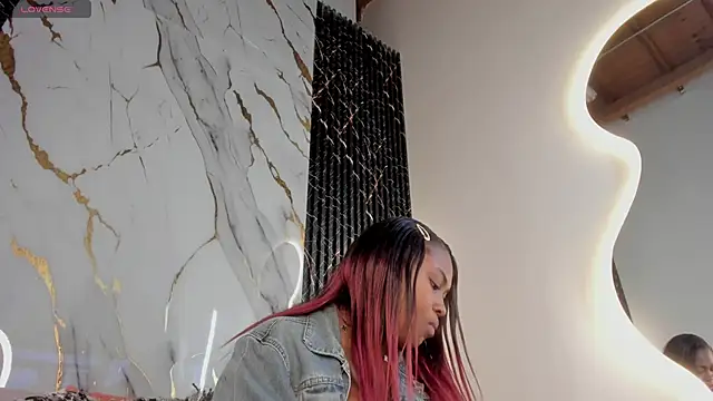 ebony hot1 online show from April 2026 01:16:01 PM