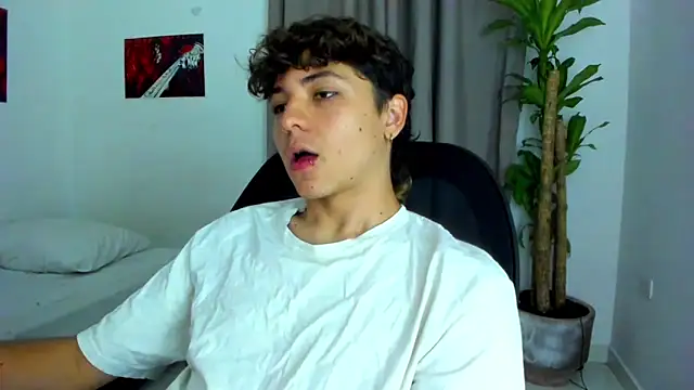 Joe23   online show from December 2025 10:57:01 AM