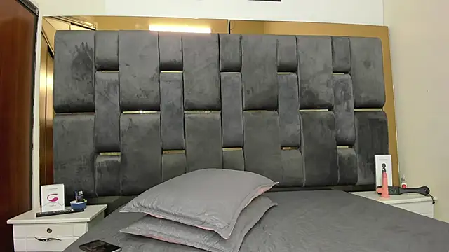 Snapshot of Natty189 chatting on January 2025 09:17:01 PM Natty189 online show from January 2025 09:17:01 PM