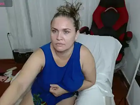 helenca43 online show from March 2025 11:12:02 AM