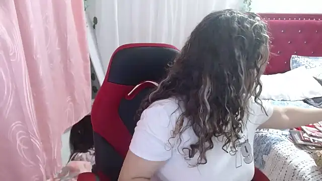 helenca43 online show from September 2025 10:18:01 AM