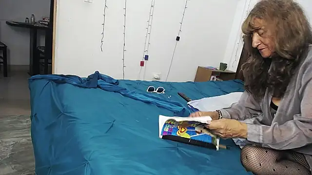 DominaLeona online show from February 2025 07:50:02 PM