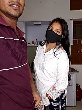 riya190 online show from May 2026 05:29:01 PM