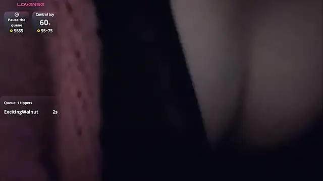 Sweet-Angel999 online show from February 2025 05:50:01 PM