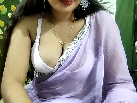 Snapshot of Aarvi_Arora chatting on February 2025 08:55:02 AM Aarvi Arora online show from February 2025 08:55:02 AM