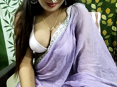 Snapshot of Aarvi_Arora chatting on March 2025 09:18:02 AM Aarvi Arora online show from March 2025 09:18:02 AM