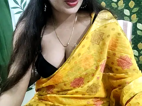 Snapshot of Aarvi_Arora chatting on March 2025 09:06:02 AM Aarvi Arora online show from March 2025 09:06:02 AM