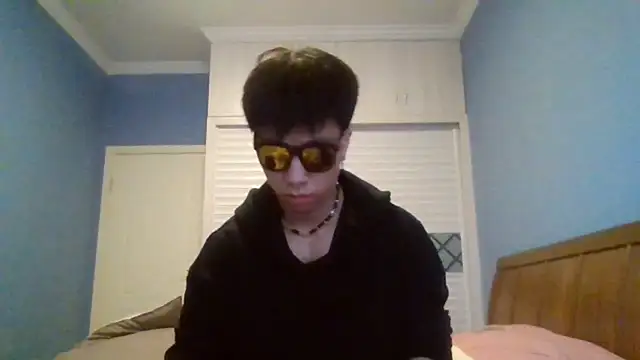 Snapshot of shuai321 chatting on January 2025 08:25:01 AM shuai321 online show from January 2025 08:25:01 AM