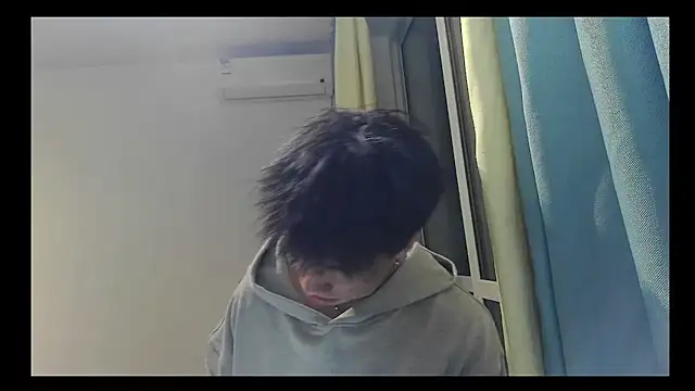 Snapshot of shuai321 chatting on February 2025 04:03:02 PM shuai321 online show from February 2025 04:03:02 PM