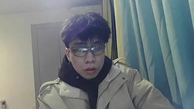 Snapshot of shuai321 chatting on March 2025 01:32:02 PM shuai321 online show from March 2025 01:32:02 PM