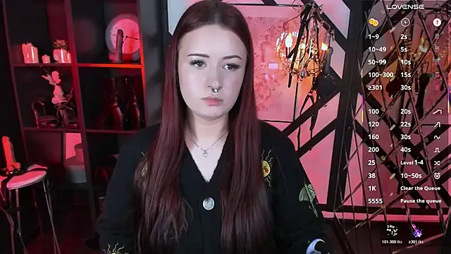 Lily Moonlight online show from March 2026 02:50:01 PM