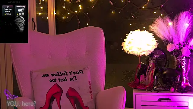 ZoeMesmerize online show from November 2025 11:44:01 AM