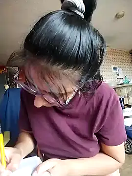 Im Alma  online show from January 2025 12:58:02 PM