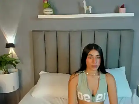 dalila30x online show from February 2025 05:50:02 AM