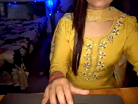 WildRuhi20 online show from February 2026 05:25:02 AM