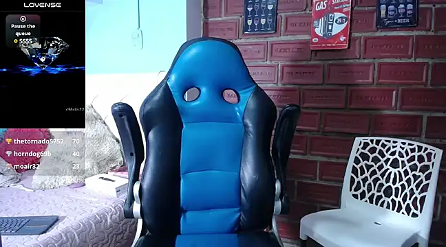 cristal horny19 online show from March 2025 09:52:02 AM