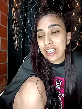 ifeelverywet andhot online show from November 2025 06:52:02 PM