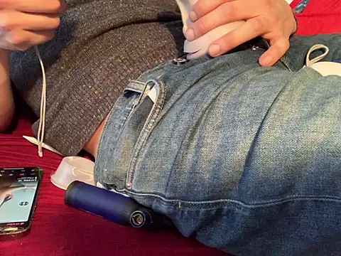 skatebored online show from March 2025 11:27:01 PM