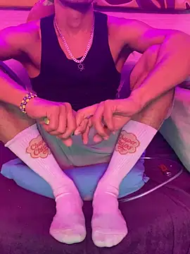 thesummerboy online show from December 2024 01:55:02 PM