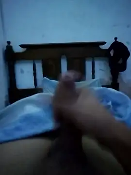 Snapshot of fraxxel chatting on December 2024 07:06:02 AM fraxxel online show from December 2024 07:06:02 AM