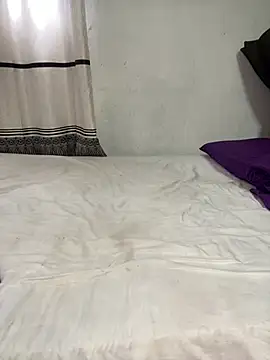 Snapshot of juliya_Les chatting on June 2026 05:52:02 AM juliya Les online show from June 2026 05:52:02 AM