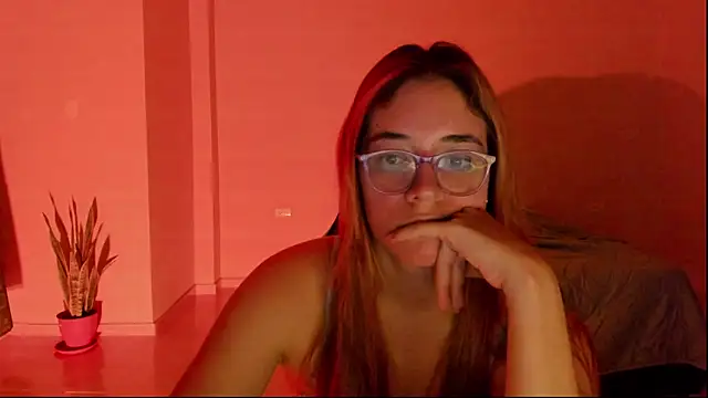 atenas 05  online show from February 2026 09:49:02 AM