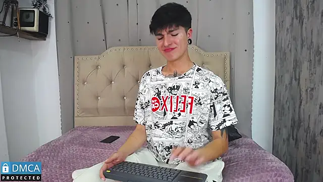 CataFox  online show from March 2025 01:26:01 AM