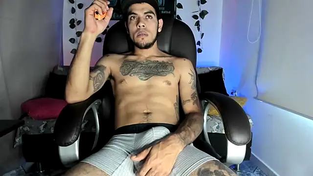 mikee scooth online show from September 2025 04:41:02 PM