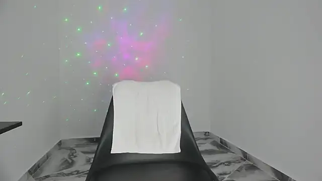 mikee scooth online show from November 2025 11:27:02 PM