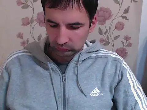 Leo 1617 online show from February 2026 06:04:01 PM