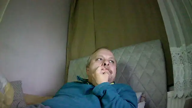 amylrmm1903 online show from November 2025 01:48:01 PM