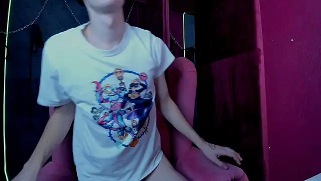 LukeSweet online show from November 2025 11:56:02 AM