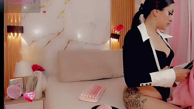 BrendaSquirtx online show from November 2025 07:16:02 PM