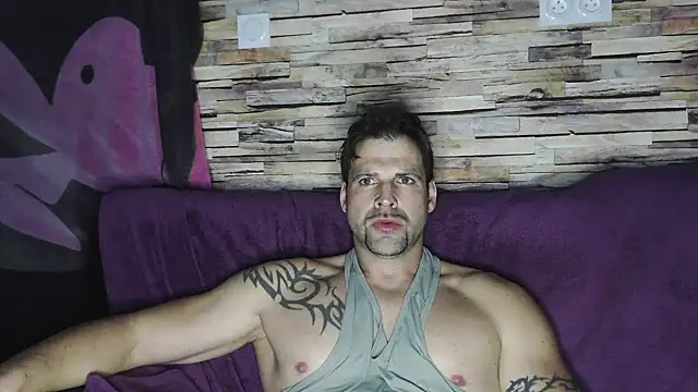 XxBigboybandxX online show from February 2025 07:02:02 PM