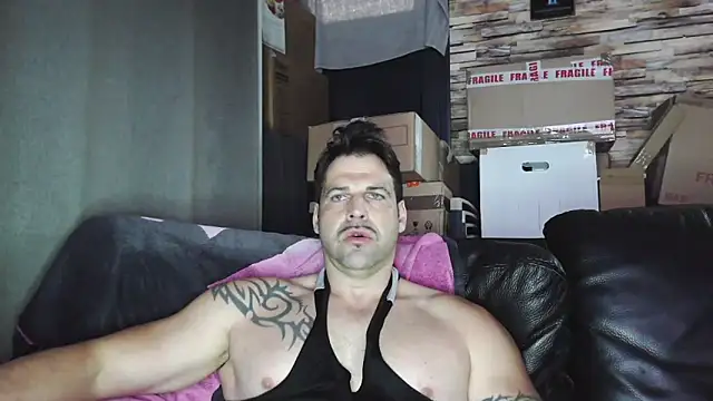 XxBigboybandxX online show from April 2026 07:45:01 AM