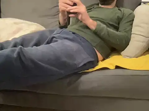 4small4inchlol online show from April 2026 01:48:01 AM