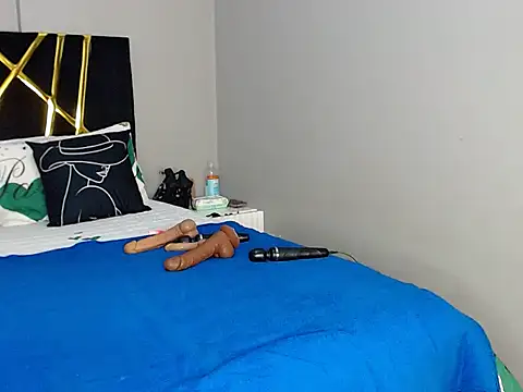 MissBigNipples online show from November 2025 03:19:01 AM