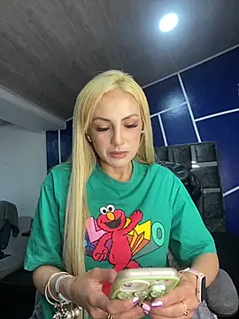 alicev kitty online show from March 2025 01:03:02 PM