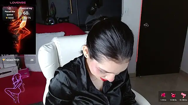 Carolaine69  online show from March 2026 02:00:01 PM