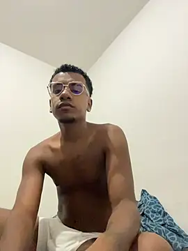 Snapshot of PatrickWest chatting on July 2026 11:57:02 PM PatrickWest online show from July 2026 11:57:02 PM