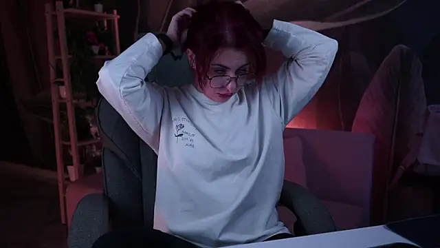 Lana  May online show from October 2025 11:07:01 AM