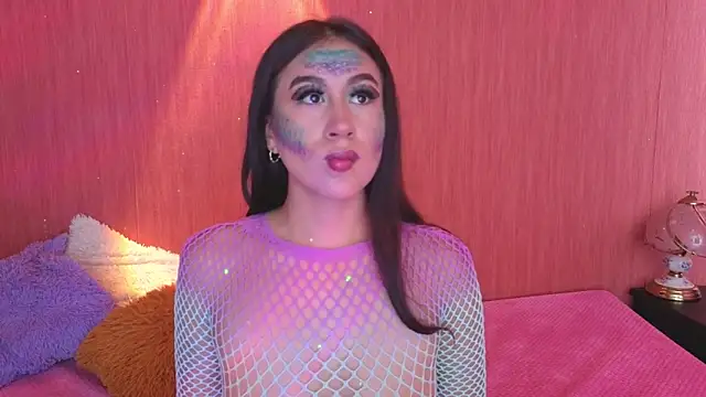 EmiGomez  online show from October 2025 01:26:02 PM